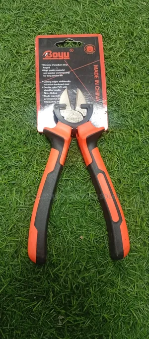 Professional Cutter.