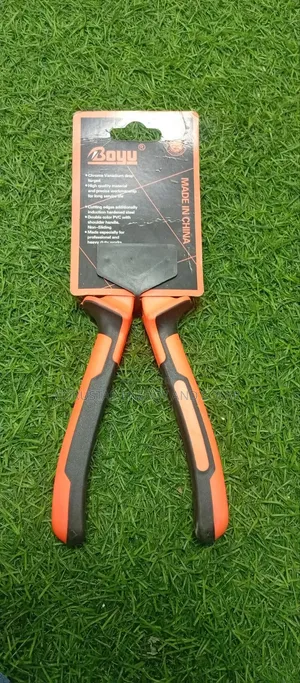 Professional Cutter.