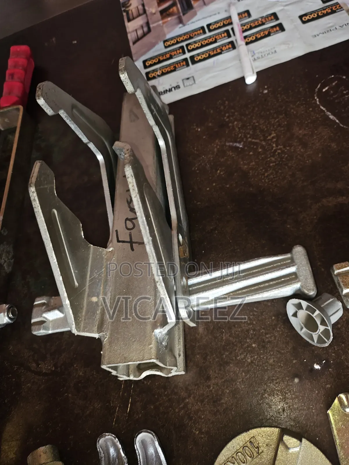 Scaffolding Jacks
