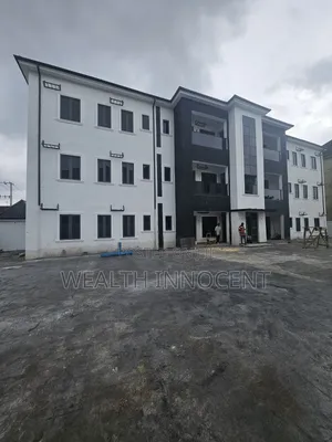 3bdrm Block of Flats in Kaura for rent