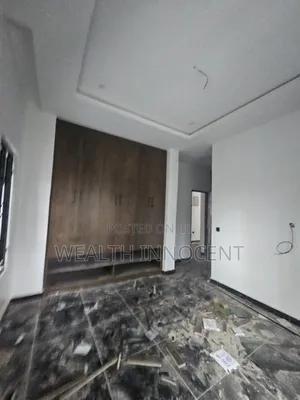 3bdrm Block of Flats in Kaura for rent