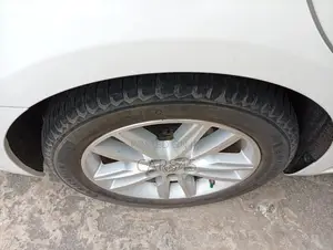 Toyota Avalon 2013 White
