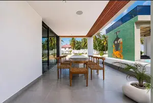 6 Bedroom Beach House