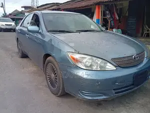 Toyota Camry 2002 Blue