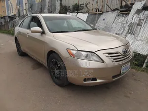 Toyota Camry 2008 Gold
