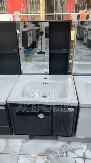 Suspended Cabinet