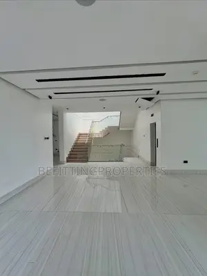 6bdrm Duplex in Lekki for sale