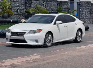 Lexus ES 2013 White