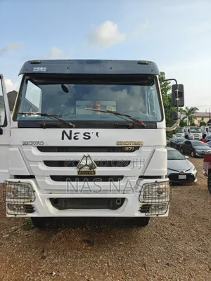 Foreign Used HOWO Dump Truck 10 TYRE