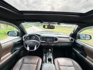 Toyota Tacoma 2018 Black
