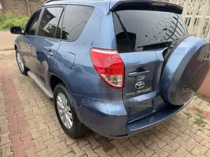 Toyota RAV4 2008 Blue