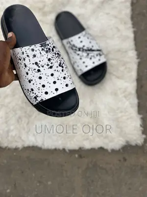 Palm Slippers