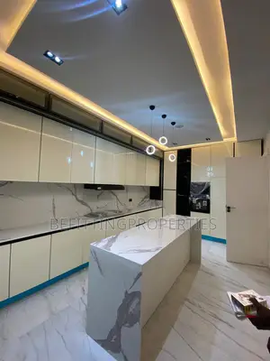 5bdrm Duplex in Lekki for sale
