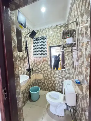 3bdrm Apartment in Silver Spring Estate, Agungi for rent