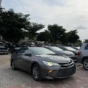 Toyota Camry 2016