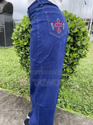 Straight Female Jeans(stretchy)