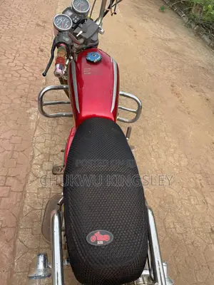 TVS Apache 160 4V 2021 Red