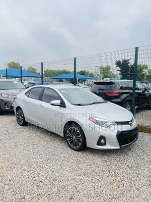 Toyota Corolla S 4dr Sedan (1.8L 4cyl CVT) 2014 Silver