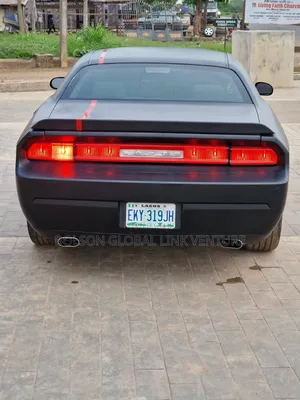 Dodge Challenger 2010 Black