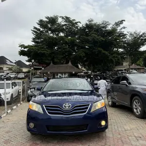 Toyota Camry 2011 Blue