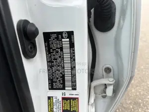 Toyota Camry 2019 White