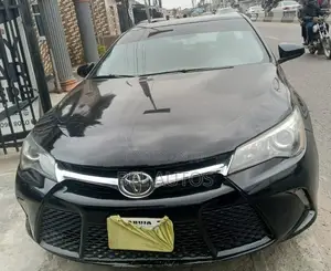 Toyota Camry 2016 Black