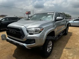Toyota Tacoma 4dr Double Cab 2016 Silver