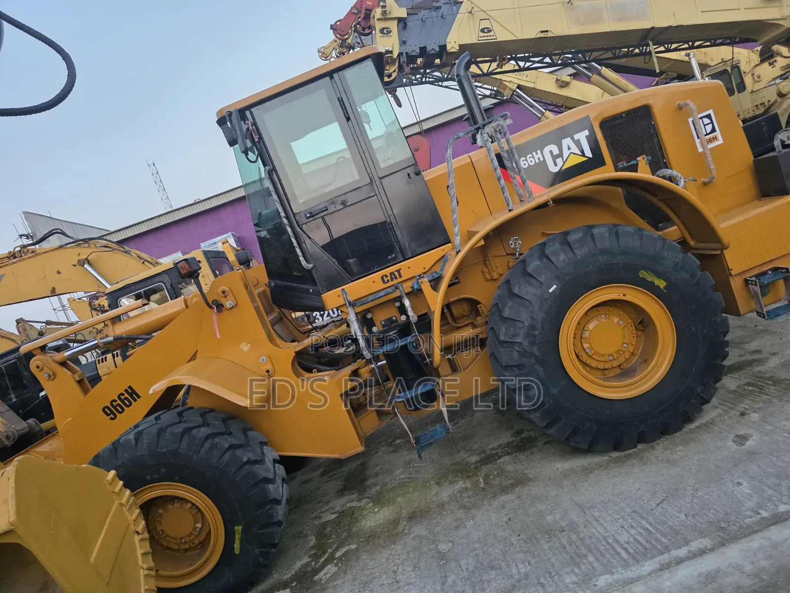966h Caterpillar Payloader
