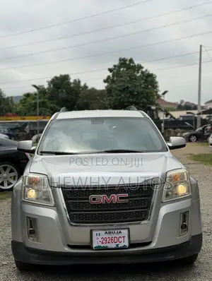 GMC Terrain SLE-1 FWD 2010 Silver