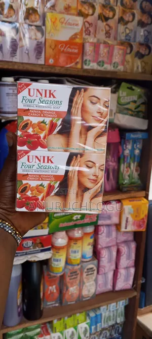 Unik Four Seasons Herbal Whiting Soap