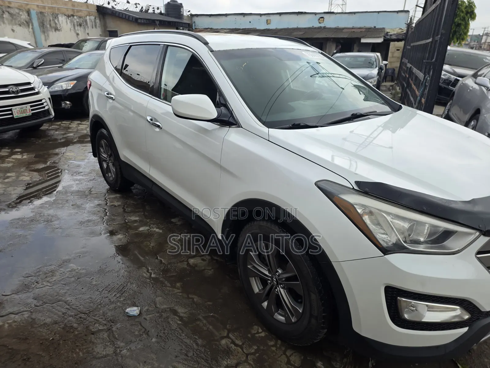 Hyundai Santa Fe 2013 White