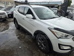 Hyundai Santa Fe 2013 White