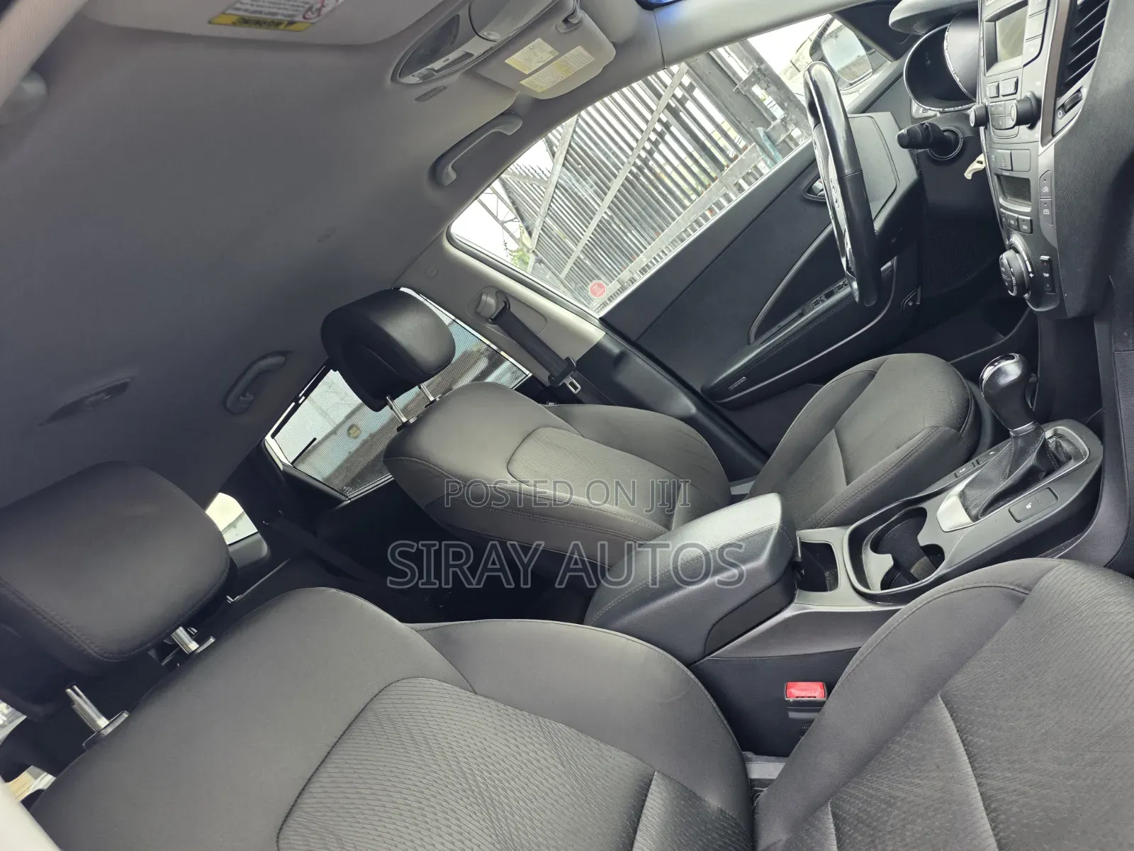 Hyundai Santa Fe 2013 White