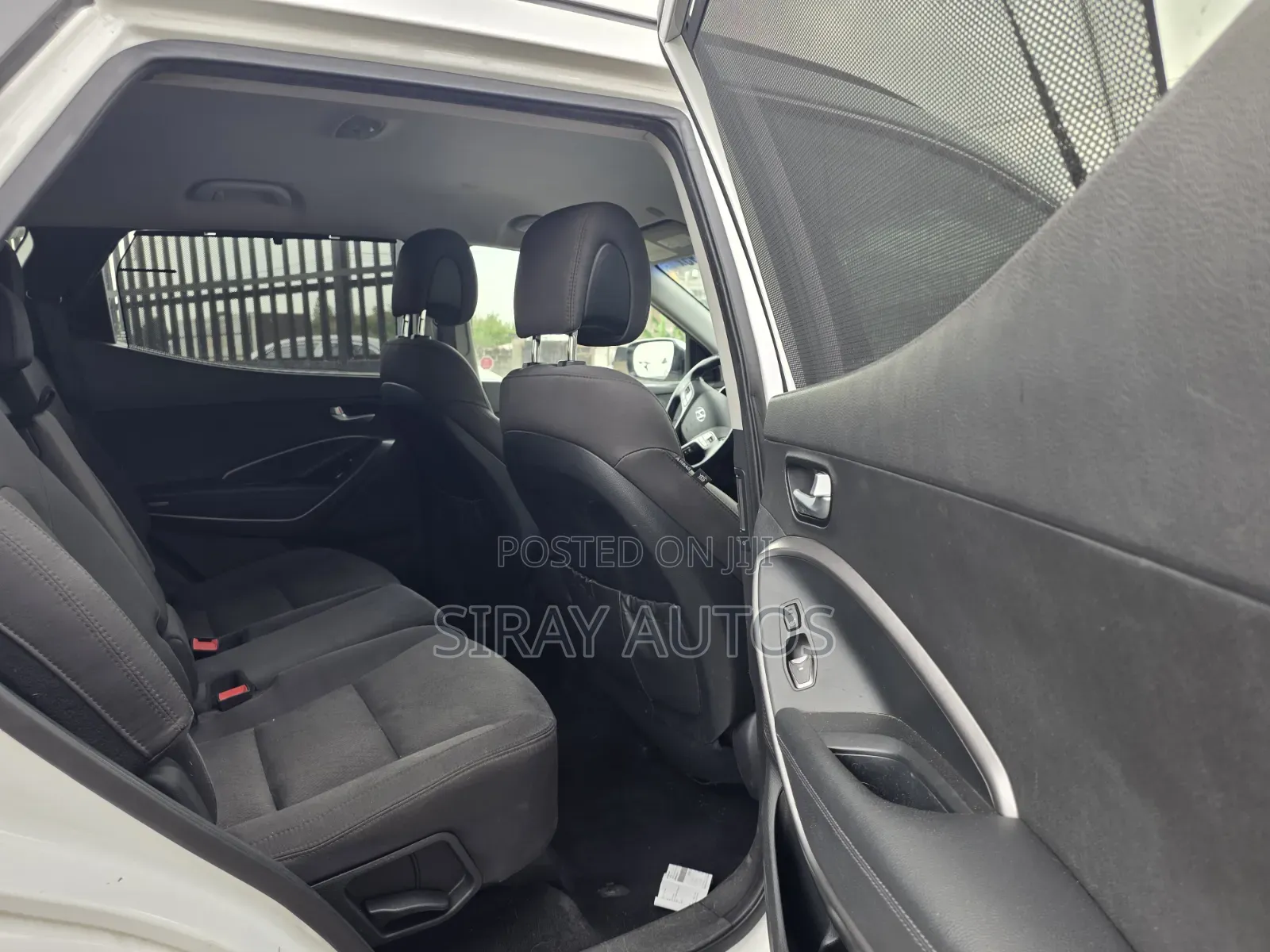 Hyundai Santa Fe 2013 White