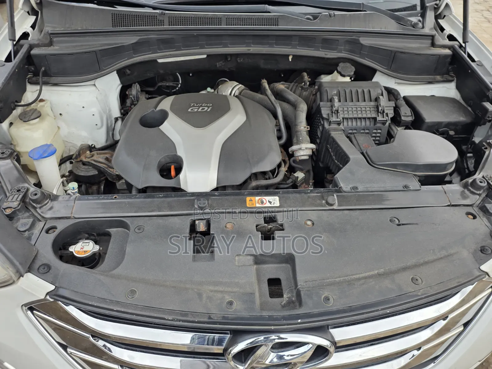 Hyundai Santa Fe 2013 White