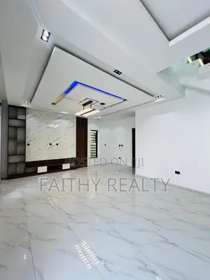 5bdrm Duplex in Orchid, Lekki for rent
