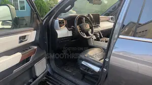 Toyota Tundra Limited CrewMax 5.5' Bed 2023 Gray