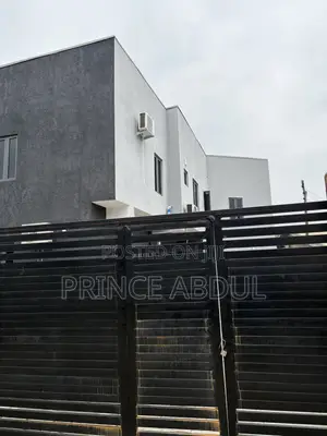 Furnished 2bdrm Block of Flats in Life Camp for sale