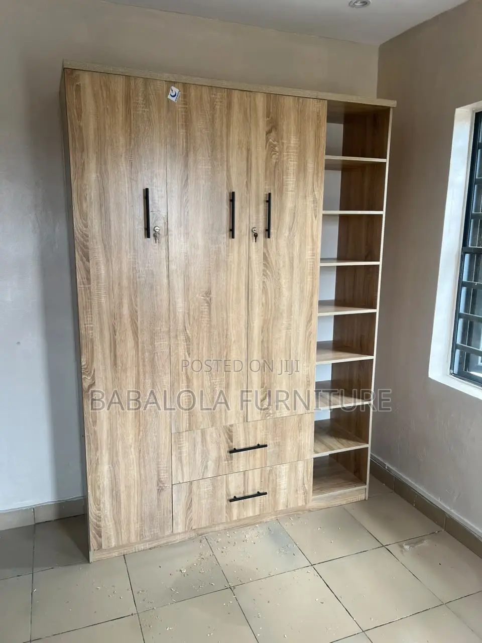 5 by 7 Feet Standard Wardrobe