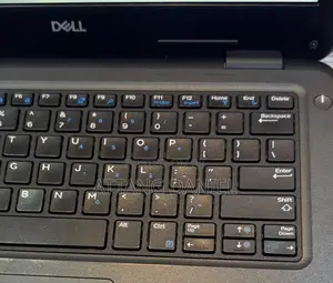 Laptop Dell Latitude 3310 4GB Intel Celeron SSD 128GB