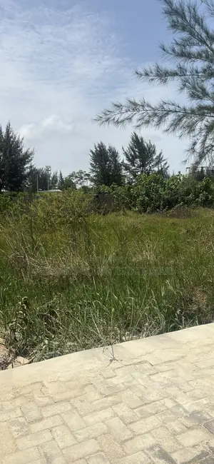 Estate Land in Ajah Lekki