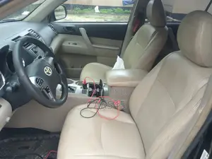 Toyota Highlander 2014 Black