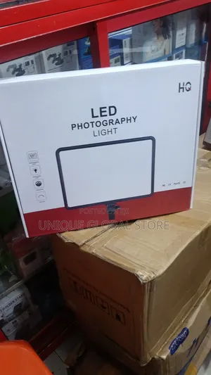 Hq Led Photography Light - 17''