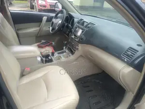 Toyota Highlander 2014 Black