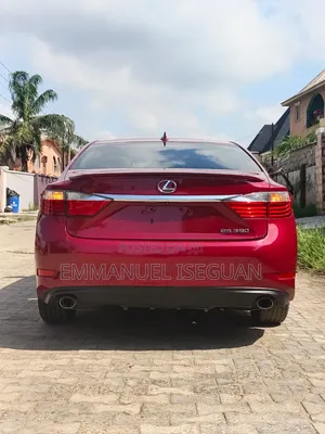 Lexus ES 2015 Red
