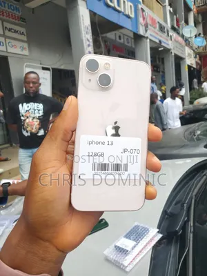 Apple iPhone 13 128 GB Pink