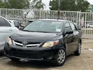 Toyota Corolla LE 4dr Sedan (1.8L 4cyl 4A) 2011 Black