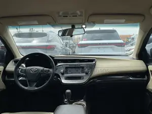Toyota Avalon XLE Sedar FWD (3.5L 6cyl 6A) 2013 Burgundy