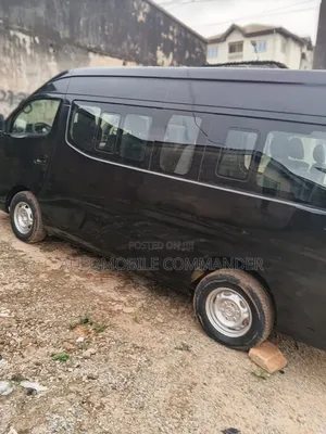 Nissan Caravan (Urvan) 2017 Black