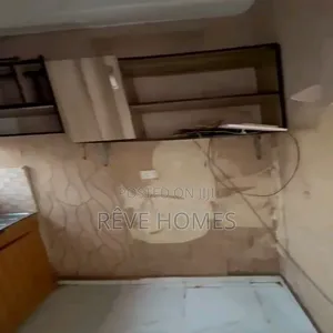 Mini Flat in Bye Pass Ilupeju for rent